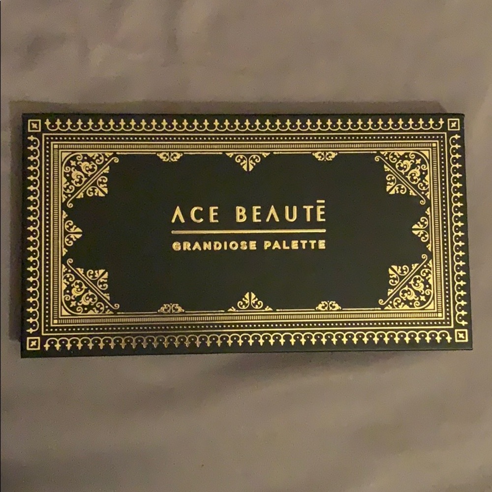 ACE BEAUTE GRANDIOSE PALETTE